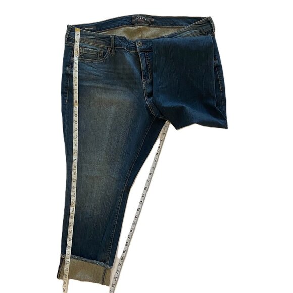 Torrid Boyfriend Cropped Ankle Jean - Picture 4 of 11